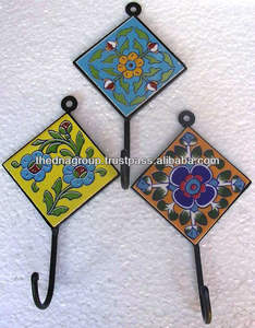 Gancho y perchas de cerámica - Product Image 2