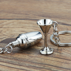 Mini <span class=keywords><strong>Bar</strong></span> à Whisky 3D Métal Outil Porte-clés Shaker Porte-clés Barman Outils Pendentif Cadeaux - Product Image 2