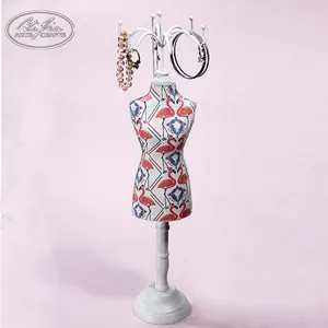 Modern Art Grosir Mini Display Perhiasan Boneka Manekin Gelang Cincin Display Perhiasan Fashion Perhiasan Pemegang