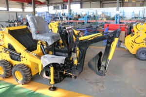 Мини-погрузчик <span class=keywords><strong>ramrod</strong></span> с бортовым поворотом экскаватор-погрузчик - Product Image 2