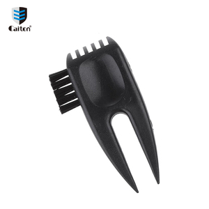 <span class=keywords><strong>Prix</strong></span> usine personnalisé noir <span class=keywords><strong>mini</strong></span> 2-en-1 portable en plastique de <span class=keywords><strong>golf</strong></span> divot outil de réparation avec brosse de nettoyage - Product Image 4