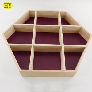 Étagère en bois murale en bois de forme hexagonale avec comparents pour affichage - Product Image 4