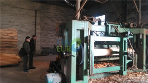 Plywood chapa peeling machine / <span class=keywords><strong>1300</strong></span> mm veneer rotary máquina de corte / máquina peladora en maquinaria - Product Image 1