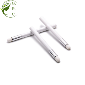 Customize <strong>Round</strong> Fluffy Hair Extension Eyelash <strong>Brush</strong> for Cleansing Lashes Treatments - Product Image 1