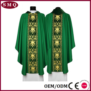 Casula 51 Pollici Verde in Poliestere e Raso Paramento per Sacerdote - Product Image 4