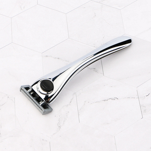 Sáu Thép Không Gỉ Blade <span class=keywords><strong>Razor</strong></span> Cartridge Tẩy Lông Râu Cắt Tỉa Kim Loại Xử Lý Hệ Thống Dao Cạo - Product Image 3