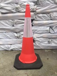 30cm Nieuwe Materiaal PE Verkeerskegel - Product Image 6