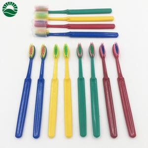ORALIENT FAMILY 12 brosses à dents à poils durs en boîte plastique ronde, emballage familial - Product Image 5