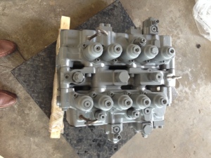 14641032 главный клапан экскаватора EC480DL, регулирующий клапан - Product Image 3