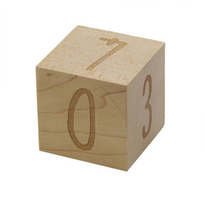 Tavolo decorativo Legname Legno Cubo Calendario - Product Image 2