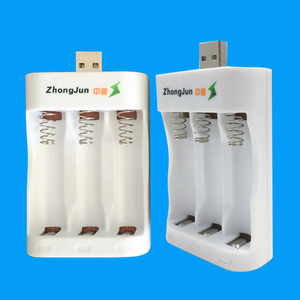 Высокое качество 3 отдельных <span class=keywords><strong>NiCd</strong></span> <span class=keywords><strong>NiMH</strong></span> батареи usb зарядное устройство для общего AA или AAA батареи производитель - Product Image 6