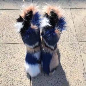Nueva moda botas de invierno con piel sintética de colores - Product Image 1