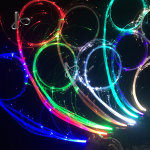Fouet lumineux à fibres optiques LED avec effet de lumière clignotante à l'extrémité des fibres, pour la danse - Product Image 2