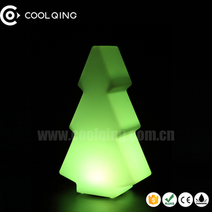 Nuovo Design 16 colori <span class=keywords><strong>LED</strong></span> albero di natale impermeabile 28*15*50cm per uso interno o esterno IP65