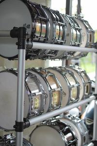 Taiwan Fabrication Fournitures Professionnel En Acier Inoxydable Marching Caisse Claire Présentoir Service De Gros Disponible - Product Image 1