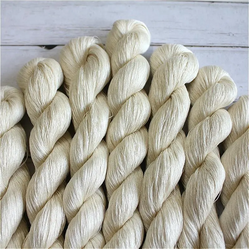 Çin iplik çile 3000m/100g, 80/2nm dut ipek % 100% dut ipek iplik undyed bükülmüş ipek iplik örgü için