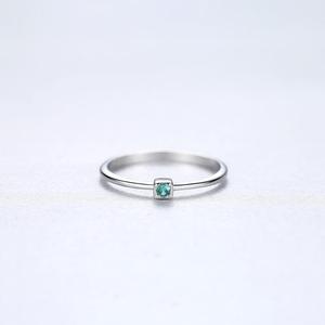 CZCITY Lünette Einstellung Smaragd Dünner Edelstein Diamant Verlobung ringe Frauen Elegante Süße Ringe Schmuck - Product Image 5