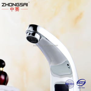 Latón pulido lavabo <span class=keywords><strong>grifo</strong></span> automático del <span class=keywords><strong>sensor</strong></span> <span class=keywords><strong>con</strong></span> acabado cromo - Product Image 4