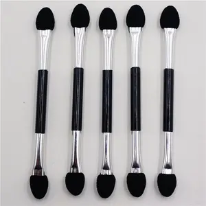 Pinceau de maquillage en gros Pinceau <span class=keywords><strong>applicateur</strong></span> de <span class=keywords><strong>mousse</strong></span> d'ombre <span class=keywords><strong>à</strong></span> paupières noir - Product Image 1