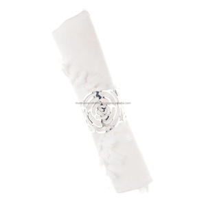 Serviette ronds de serviette en métal de haute qualité disponible à LOW MOW haute demande argent Rose serviette anneau Eco matériel - Product Image 2