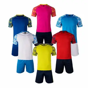 Ultimo nuovo set di maglie da calcio di design semplice, uniforme da calcio di alta qualità/supporto uniforme da calcio per ricamo personalizzato