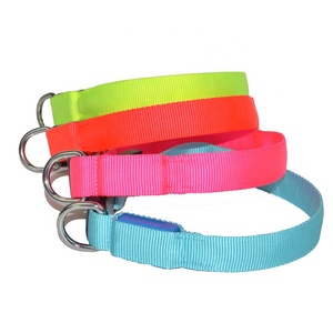 Groothandel Hondenhalsbandonderdelen, Nylon Trainingshalsband Voor Huisdieren, Gloed In Donker Hondenontwerp Duitsland Hondenhalsband - Product Image 2
