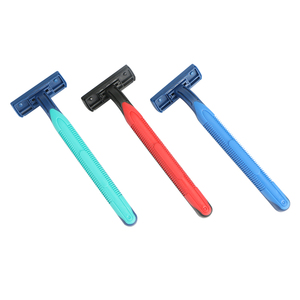 <span class=keywords><strong>Maquinilla</strong></span> de Afeitar Desechable D228L de Marca Privada con Mango de Goma y Dos Cuchillas de Acero Inoxidable Importado - Product Image 4