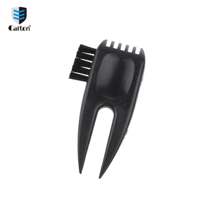 <span class=keywords><strong>Prix</strong></span> usine personnalisé noir <span class=keywords><strong>mini</strong></span> 2-en-1 portable en plastique de <span class=keywords><strong>golf</strong></span> divot outil de réparation avec brosse de nettoyage - Product Image 2