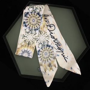 Baru Dua Sisi <span class=keywords><strong>Tarot</strong></span> Bunga Matahari Cetak Tas Dasi Pegangan Menghias Syal Sutra Imitasi dengan <span class=keywords><strong>2</strong></span> Warna - Product Image 3