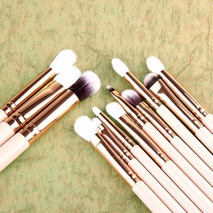 Fabricantes de China al por mayor personalizado de sombra de ojos pinceles de maquillaje cosmético brochas set - Product Image 3
