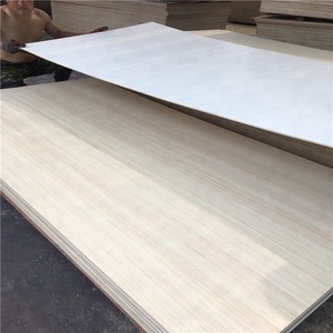 Graan Melamine Geconfronteerd Gecoat Multiplex Rood Eiken Hout 18Mm Kunstmatige Fineer Populier Hardhout Combi Meubels Decoratie, hotel Cn; Shn - Product Image 3