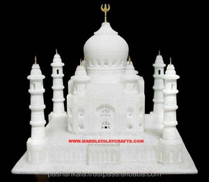 Modèle de Souvenir du Taj Mahal en Marbre Blanc - Product Image 1