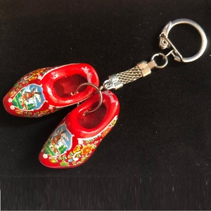 Rojo de madera de zapato llavero holandés de clave de la cadena con logotipo personalizado de regalo - Product Image 5