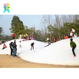 2019 nuovo parco all'aperto gonfiabile Fuwa Fuwa dome white playground cloud shape jumping cloud jumping pillow in vendita