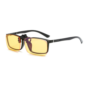 <span class=keywords><strong>Occhiali</strong></span> da Lettura con <span class=keywords><strong>Clip</strong></span> Anti Luce Blu e Protezione UV, Ribaltabili e Anti Affaticamento Oculare - Product Image 6