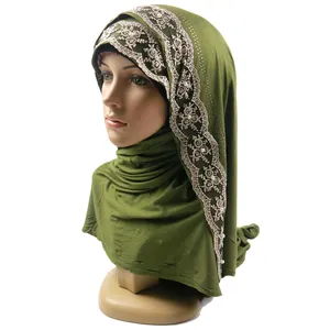 Nouvelle dentelle de fleur chaude et conception de perle arabe hijab image de sexe écharpe pour foulards en vrac arabes