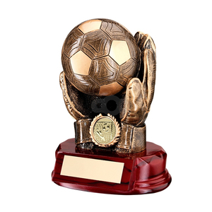 Trofeo de Resina de <span class=keywords><strong>Portero</strong></span> de Fútbol con Balón en las Manos - Product Image 1