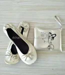 Venta caliente señoras favor vending zapatos plegable bailarina con caja