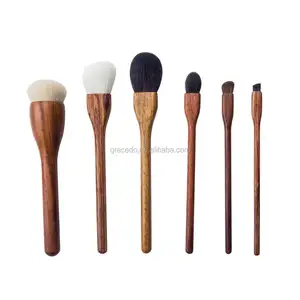 Suppliers Hot Sale High Quality Competitive price cosmetics brush Manufacturer from China