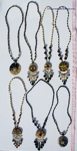 Colliers de perles de rocaille de style ethnique avec pendentifs ronds en corne de noix de coco Collier de bijoux de mode d'art de chaîne de brin à prix réduit - Product Image 2