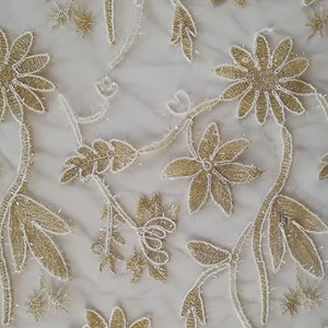 Shantou Da Sposa Da Sposa di <span class=keywords><strong>Tulle</strong></span> In Rilievo <span class=keywords><strong>Oro</strong></span> Chimico Tessuto di Pizzo Voile Tessuto Del Ricamo Lucido Tessuto di Pizzo Partito Bianco Lavorato A Maglia T/T - Product Image 3