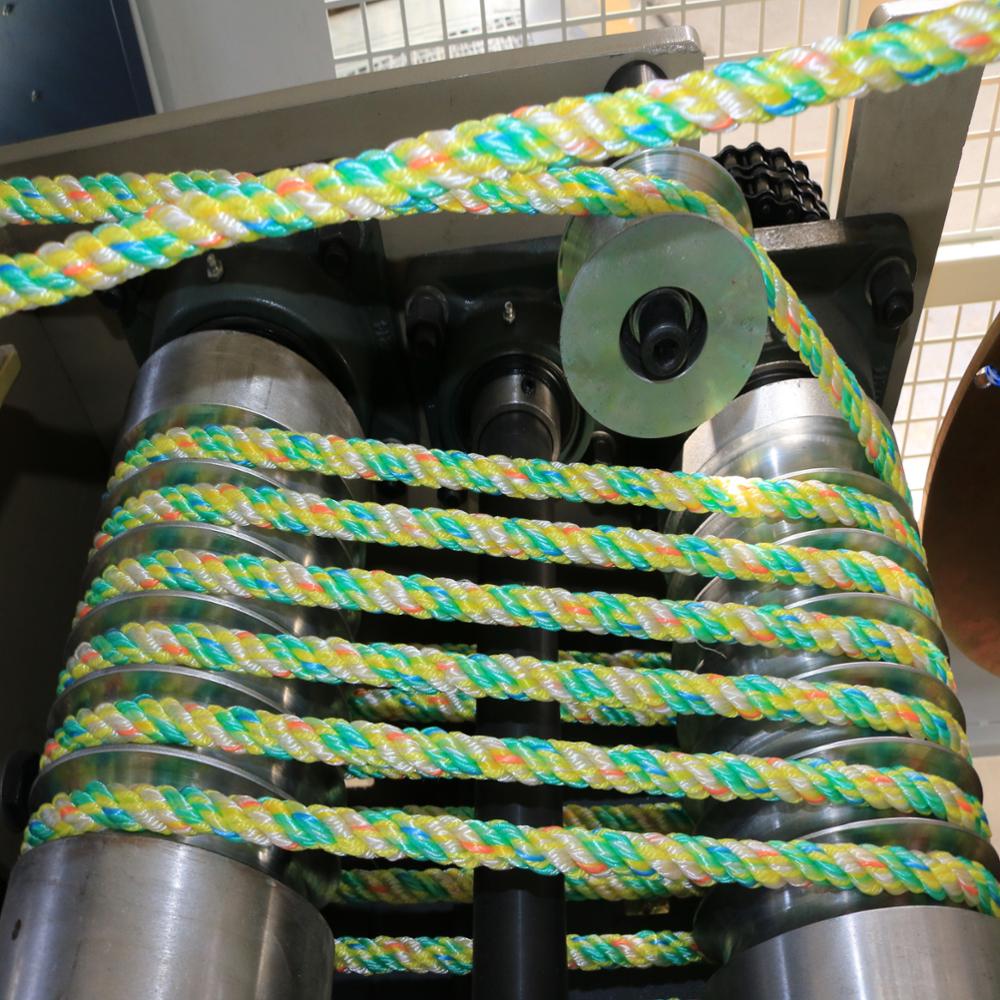 Рр крутят нейлон 3 нитей полый конъюгированный силиконизированный полиэстер решений волокно машины машина для производства прядей 3 каната крутильная машина