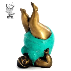 Satılık yeni ürün dökme metal heykel bronz heykel yoga şişman bayan