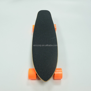 <span class=keywords><strong>Mini</strong></span> Patineta Eléctrica Potenciada de Cuatro Ruedas en Color Negro al por Mayor, <span class=keywords><strong>Skateboard</strong></span> Motorizado Personalizado - Product Image 2