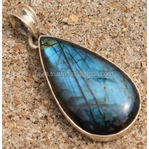Pendentif en pierre précieuse Labradorite en argent sterling 925 avec réglage de lunette pour cadeau - Product Image 1