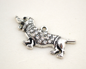 P500156 Yiwu Huilin Jewelry Pendentifs personnalisés en cristal <span class=keywords><strong>multicolore</strong></span> en forme de chien <span class=keywords><strong>teckel</strong></span> - Product Image 4