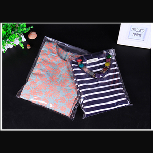 أكياس سيلوفان شفافة ذاتية اللصق مطبوعة بالحفر مخصصة لتغليف الملابس والأحذية والجوارب والفراء، أكياس بلاستيكية متينة للطعام - Product Image 3