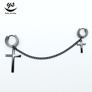 Boucles d'oreilles <span class=keywords><strong>Double</strong></span> Huggie en acier inoxydable à la mode avec croix en forme de numéro religieux Style chrétien cadeau de fiançailles de fête de mariage - Product Image 4
