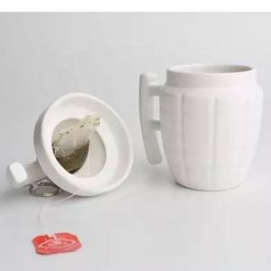 Taza de mano de cerámica, juguete - Product Image 5
