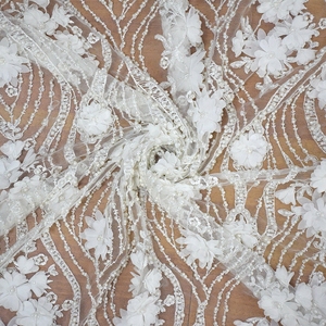 Cuentas de tela de encaje coreano 3D de alta calidad y diseños de bordado de perlas encaje para vestido de novia de encaje